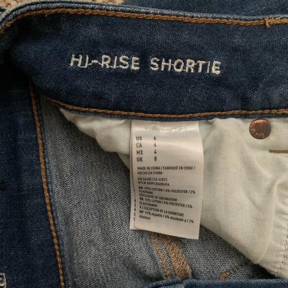 AEO DISTRESSED HI RISE SHORTIE SIZE 4 DENIM JEAN SHORTS - Picture 4 of 4